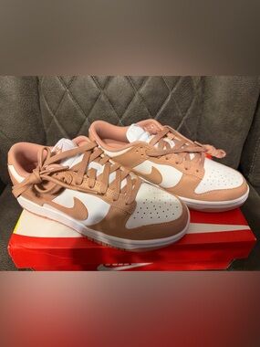 Size 8 Women's Nike Dunk Low Rose Whisper W Brand New